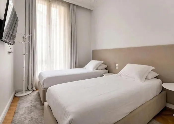 2 Bedroom Musee Du Louvre Bouloi アパート *