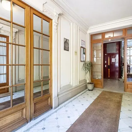 Apartment 2 Bedroom Musee Du Louvre Bouloi Paris