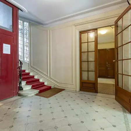 2 Bedroom Musee Du Louvre Bouloi